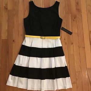 NWT TIANA B. FIT & FLARE DRESS - SCOOP FRONT - REAR V-NECK - BELTED - BOX PLEAT